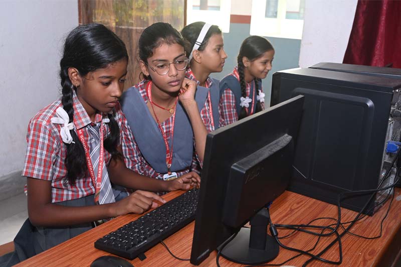 computer lab image 3